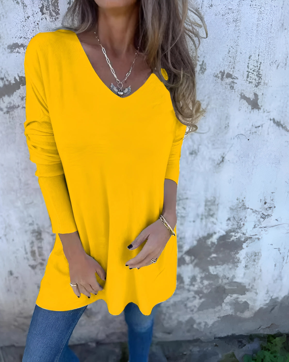 Eva Shirt | V-neck - Delicate and Cool (Premium Cotton)