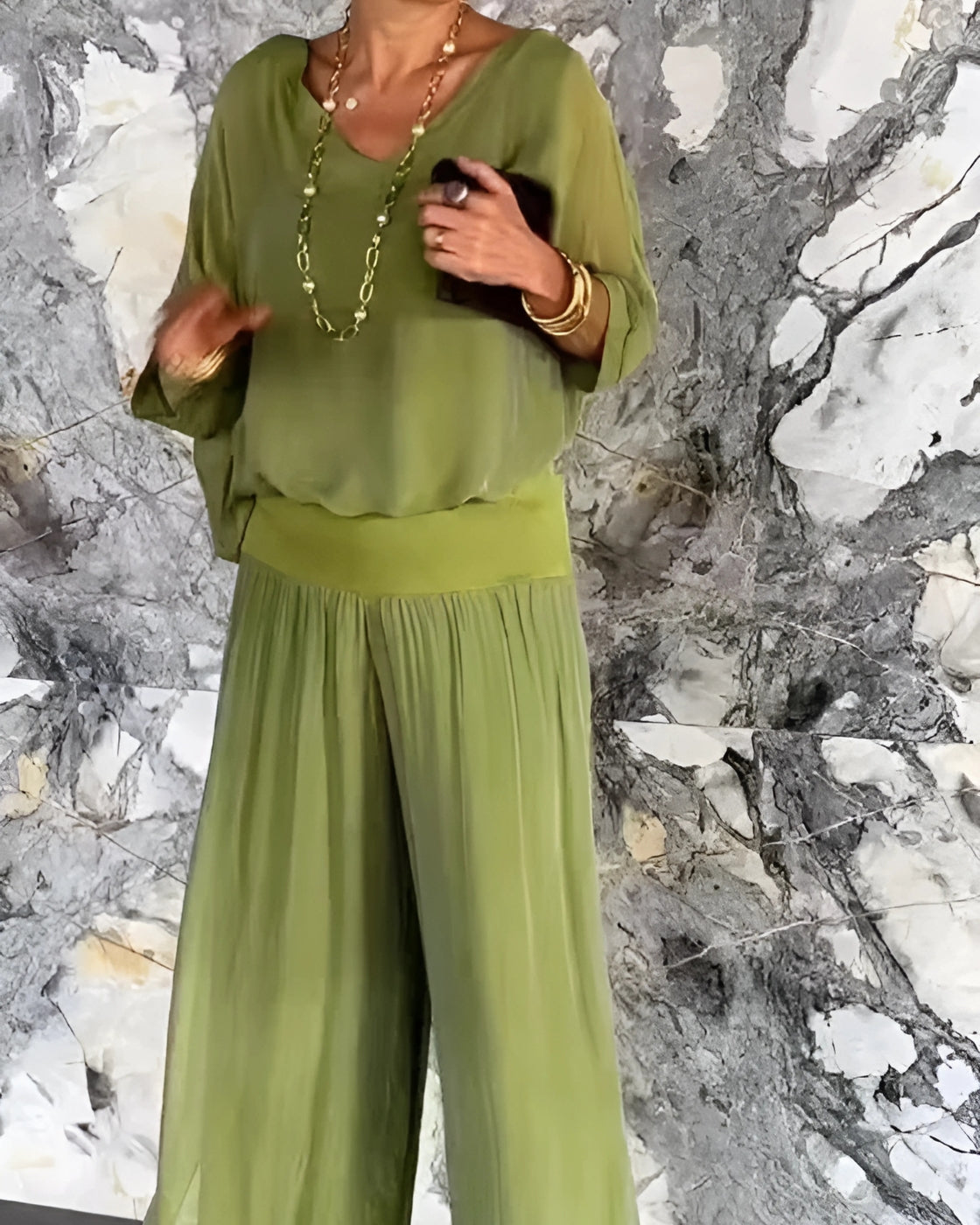 Safira Set | Short Sleeve V-Neck (Summer 2025)