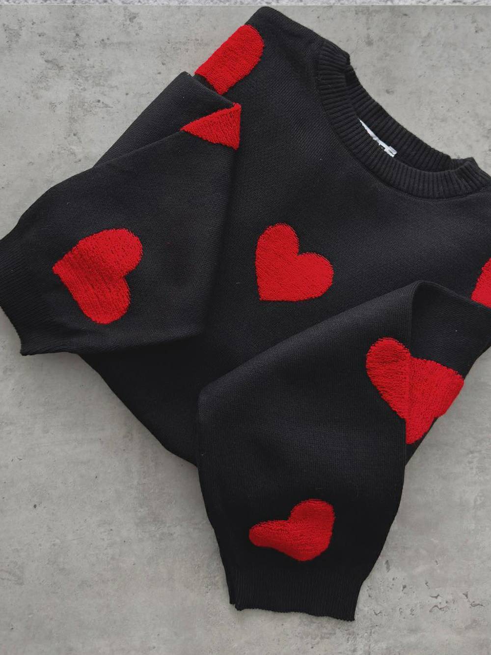 Cozy Heart Pattern Knit Sweatshirt