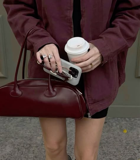 The Camélia Baguette