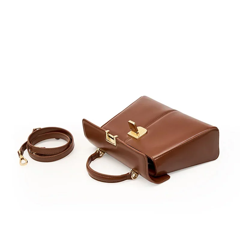 The Amara Crossbody